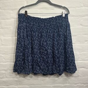 Old Navy Blue and White Star Pattern Skirt with Smocked Waist